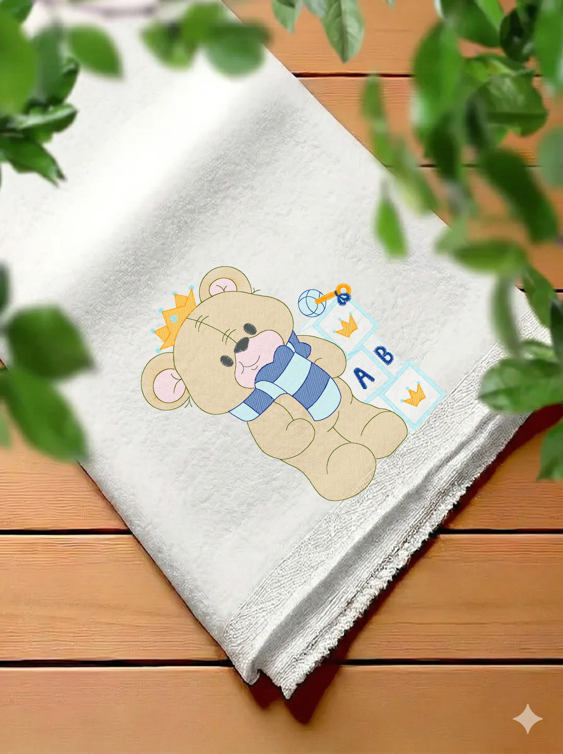Мишка в короне (миниатюра 7)