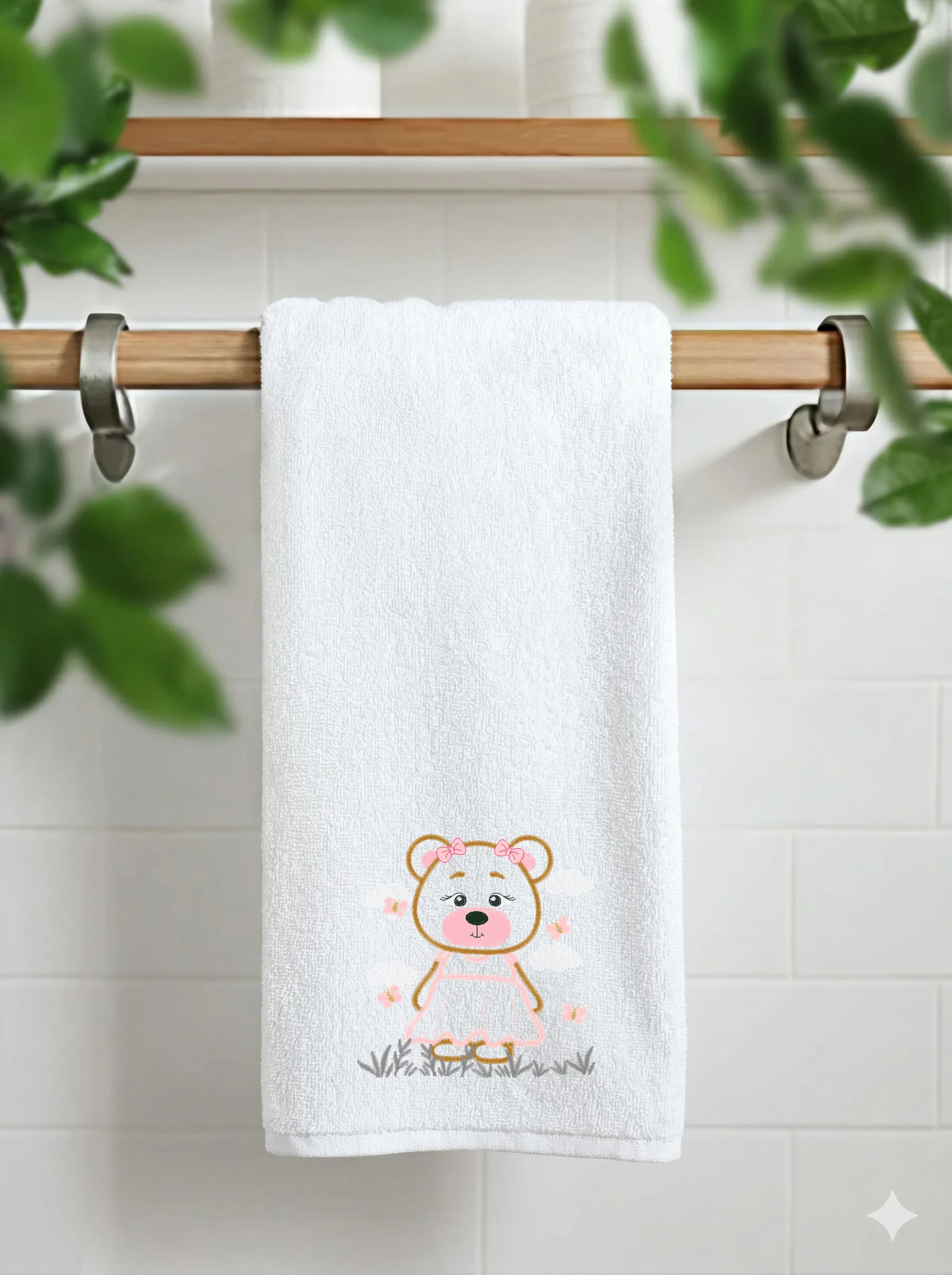 Милая медведица с бабочками (миниатюра 11)