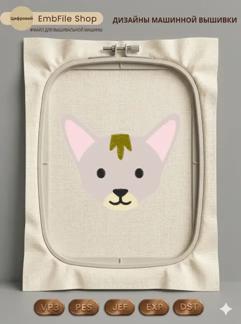 Мордочка милого котенка