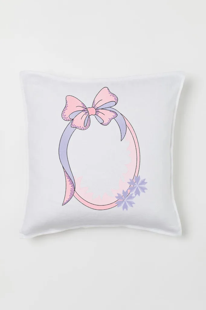 Декоративная рамка с бантом (миниатюра 2)