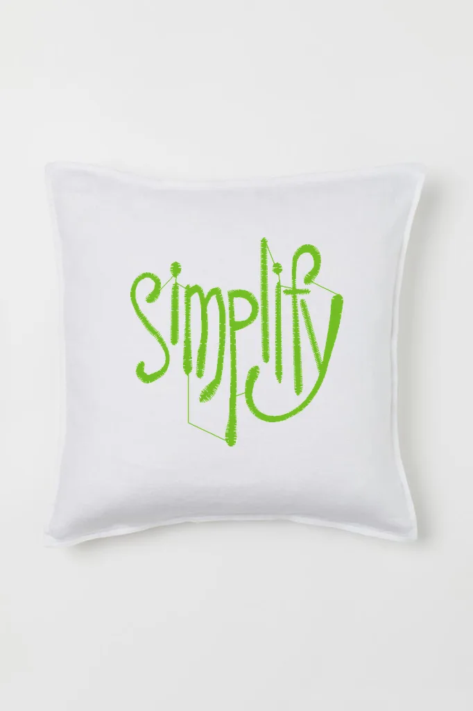 Дизайн машинной вышивки «Лаконичная надпись Simplify» (56.2×55 мм) — вид 2