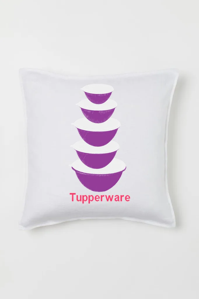 Дизайн машинной вышивки «Логотип Tupperware» (137×267.7 мм) — вид 2