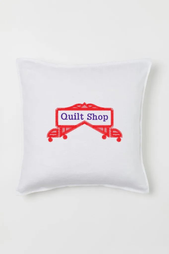 Дизайн машинной вышивки «Винтажная вывеска Quilt Shop» (87.8×46.4 мм) — вид 2