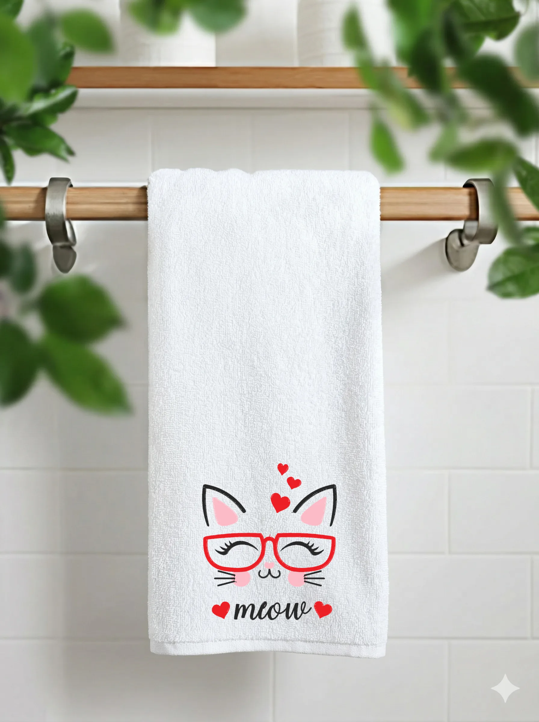 Кошечка в красных очках (миниатюра 11)