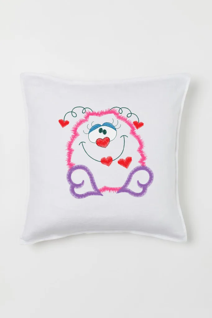 Влюбленный пушистый монстрик (миниатюра 2)