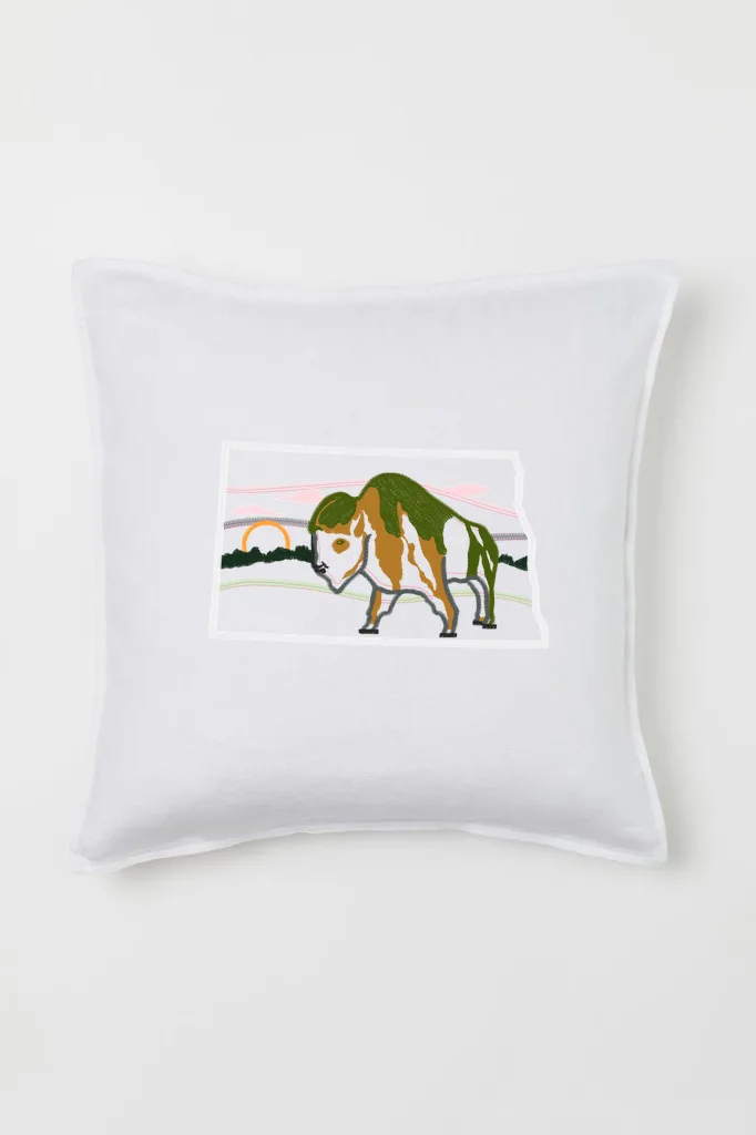 Дизайн машинной вышивки «Дикий бизон» (132.9×217.8 мм) — вид 2