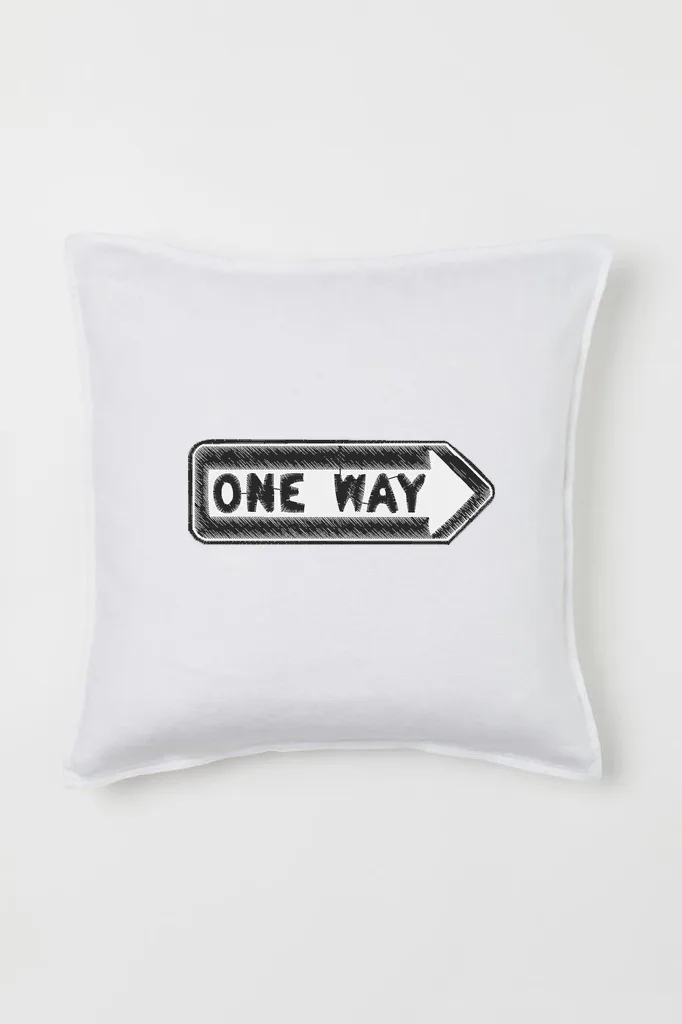 Дизайн машинной вышивки «Дорожный знак One Way» (94×32.4 мм) — вид 2