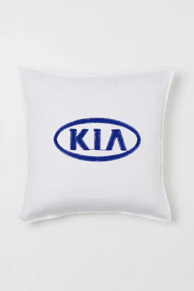 Дизайн машинной вышивки «Автомобильная эмблема KIA» (54.8×27.7 мм) — вид 2