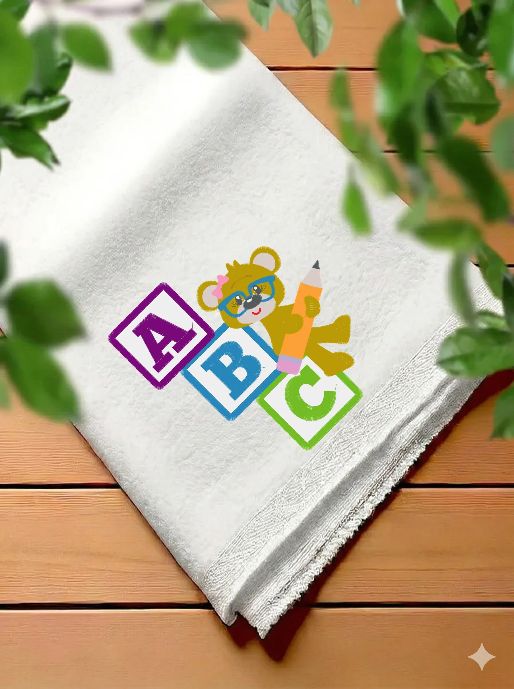 Дизайн машинной вышивки «Медвежонок с кубиками ABC» (148.6×162 мм) — вид 7