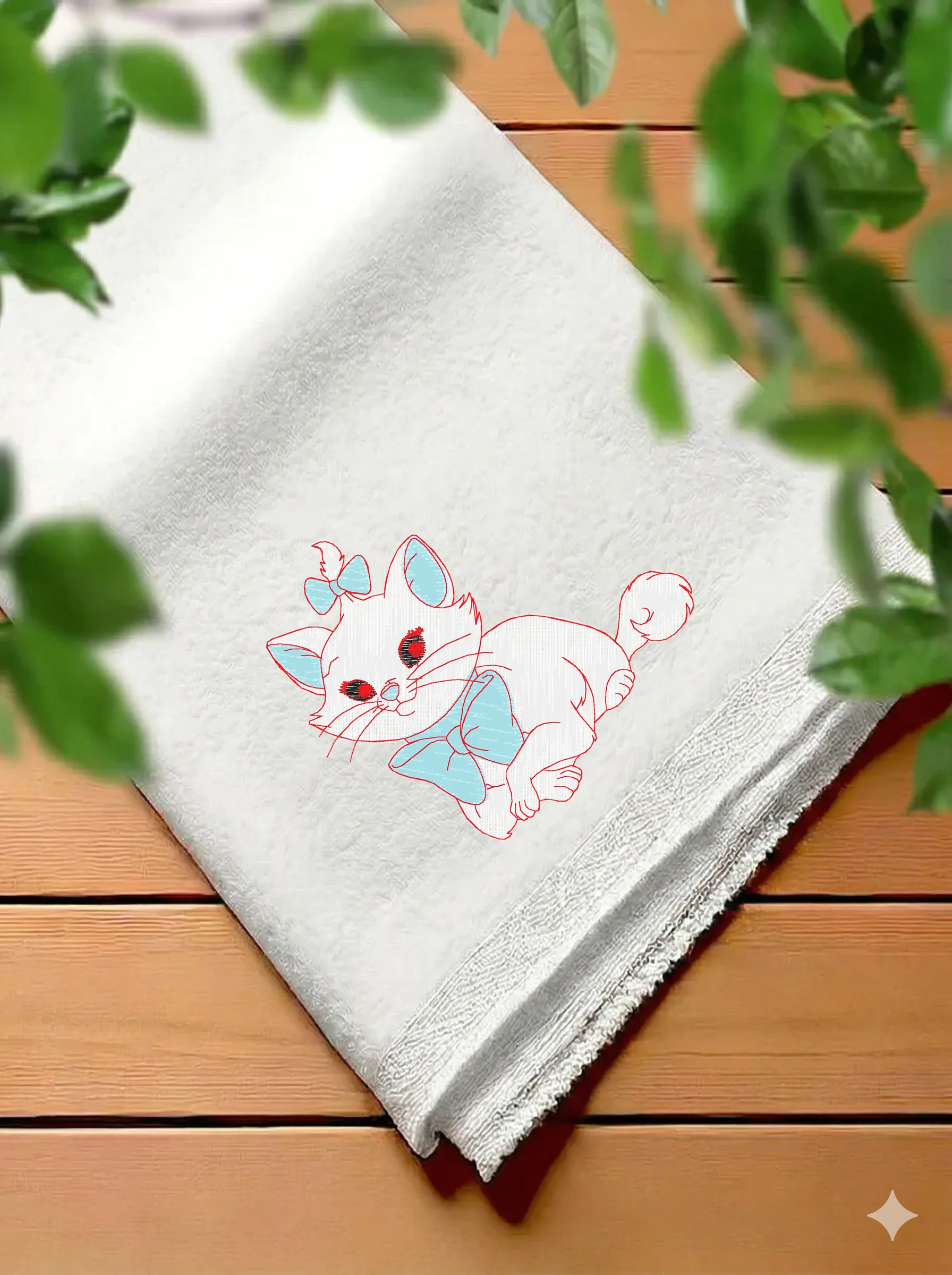 Кошечка с бантиком (миниатюра 7)