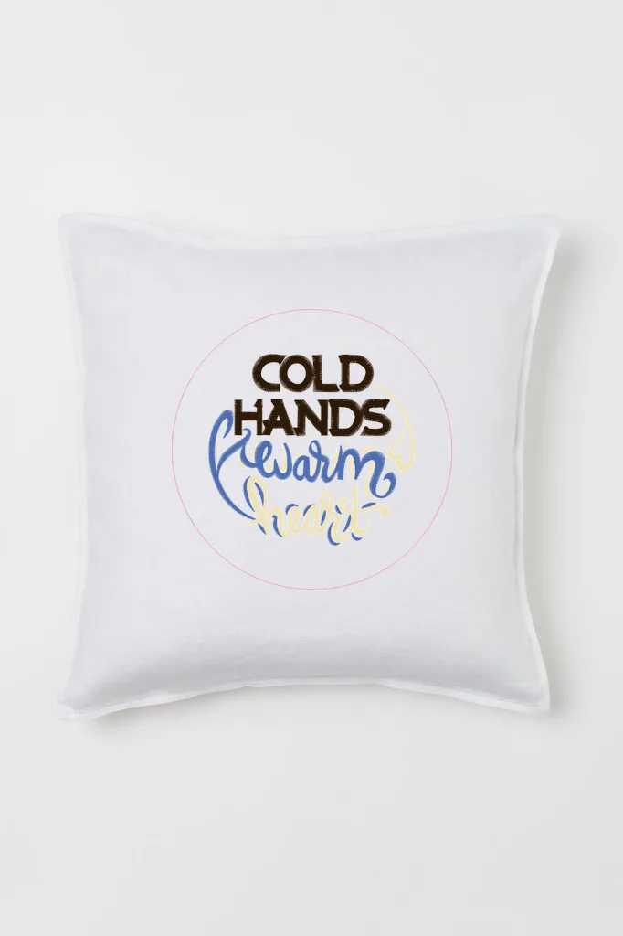 Дизайн машинной вышивки «Фраза Cold Hands Warm Heart» (193×193.1 мм) — вид 2