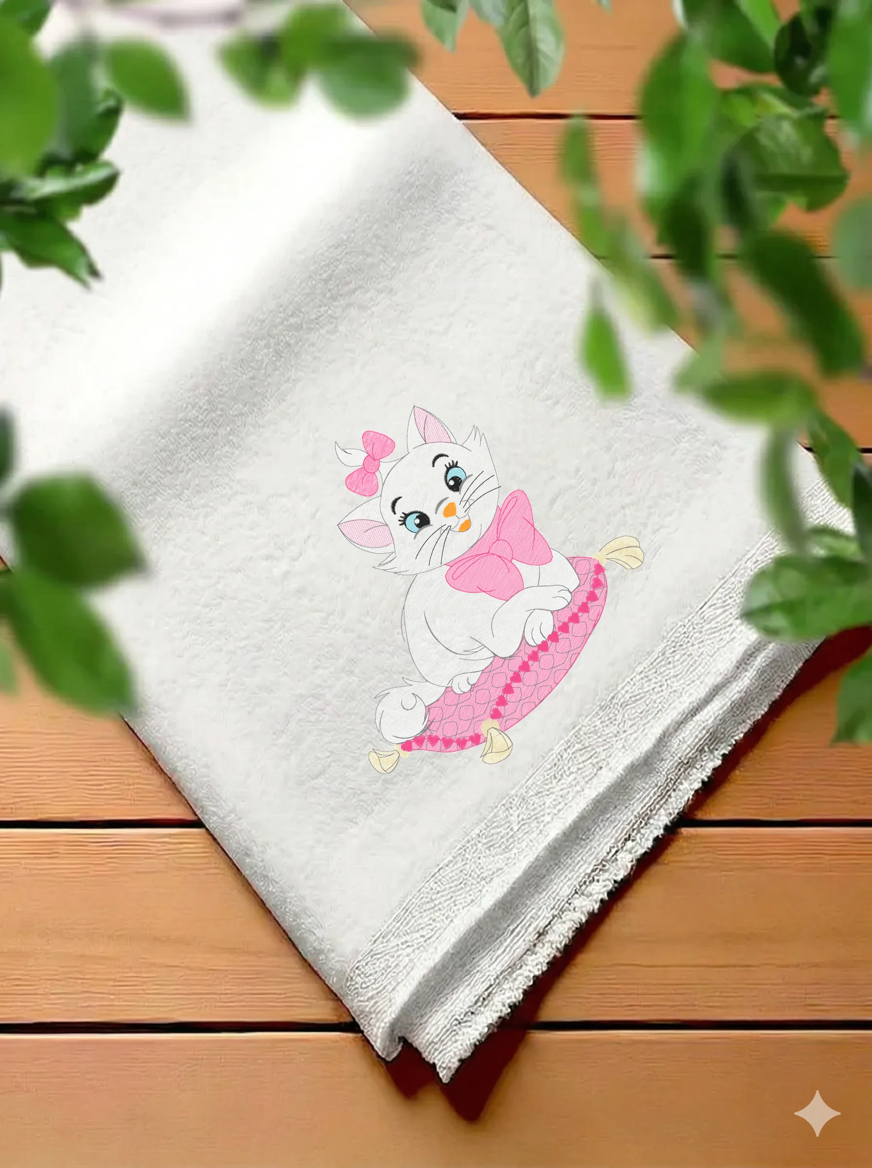 Кошечка Мари на подушке (миниатюра 7)