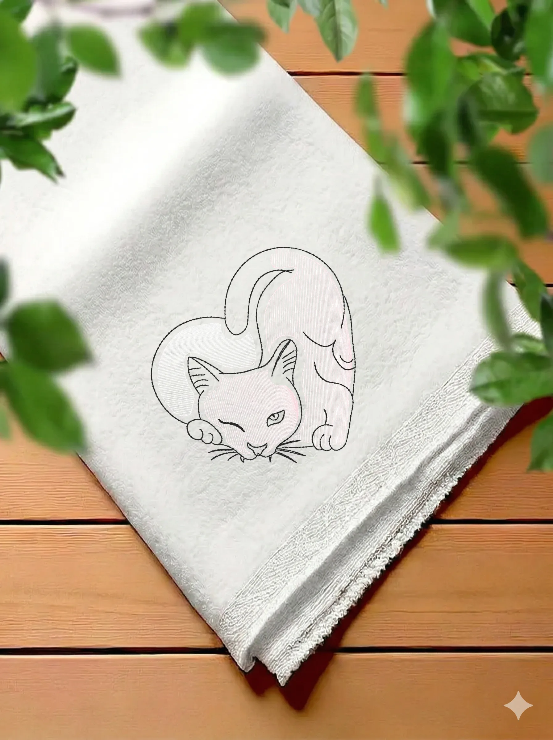Котик в форме сердца (миниатюра 7)