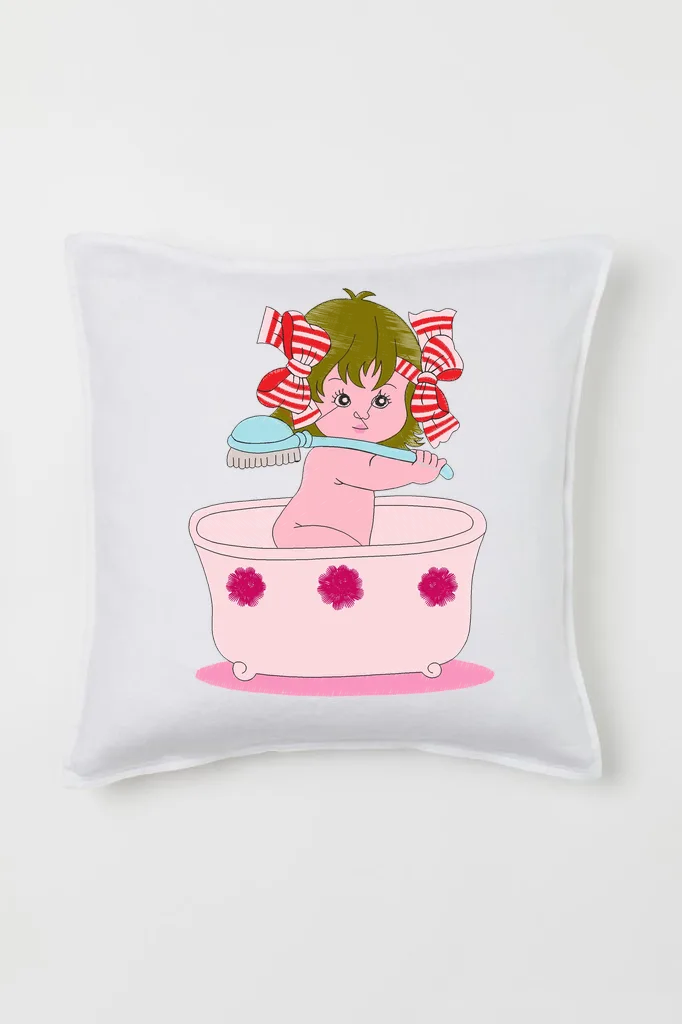 Дизайн машинной вышивки «Малышка в ванночке» (125.5×167.4 мм) — вид 2