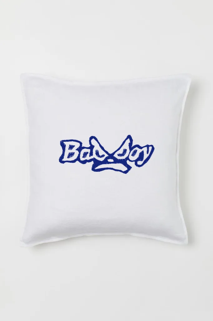 Дизайн машинной вышивки «Дерзкий логотип Bad Boy» (69×28.2 мм) — вид 2