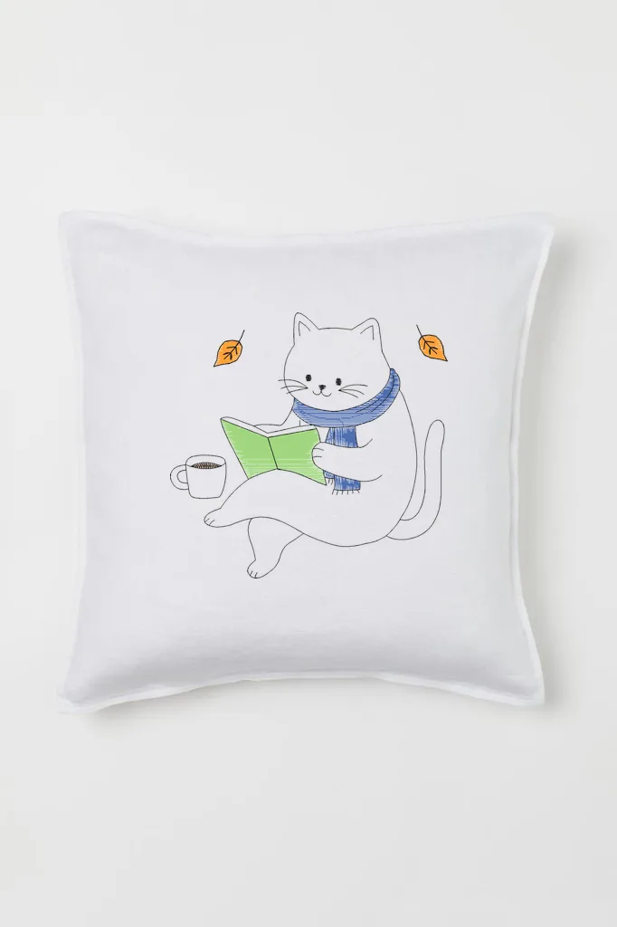 Осенний кот с книгой (миниатюра 2)