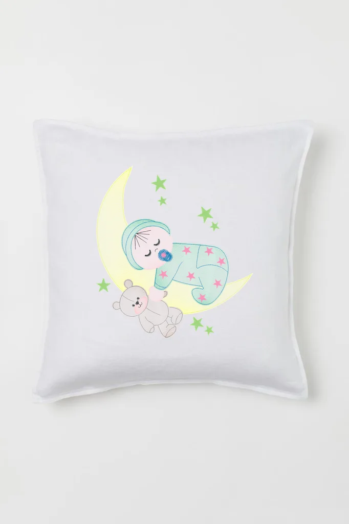 Дизайн машинной вышивки «Спящий малыш на месяце» (138.1×151.6 мм) — вид 2