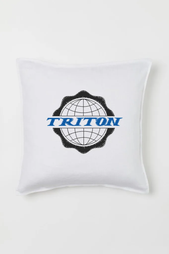 Эмблема Triton с глобусом (миниатюра 2)