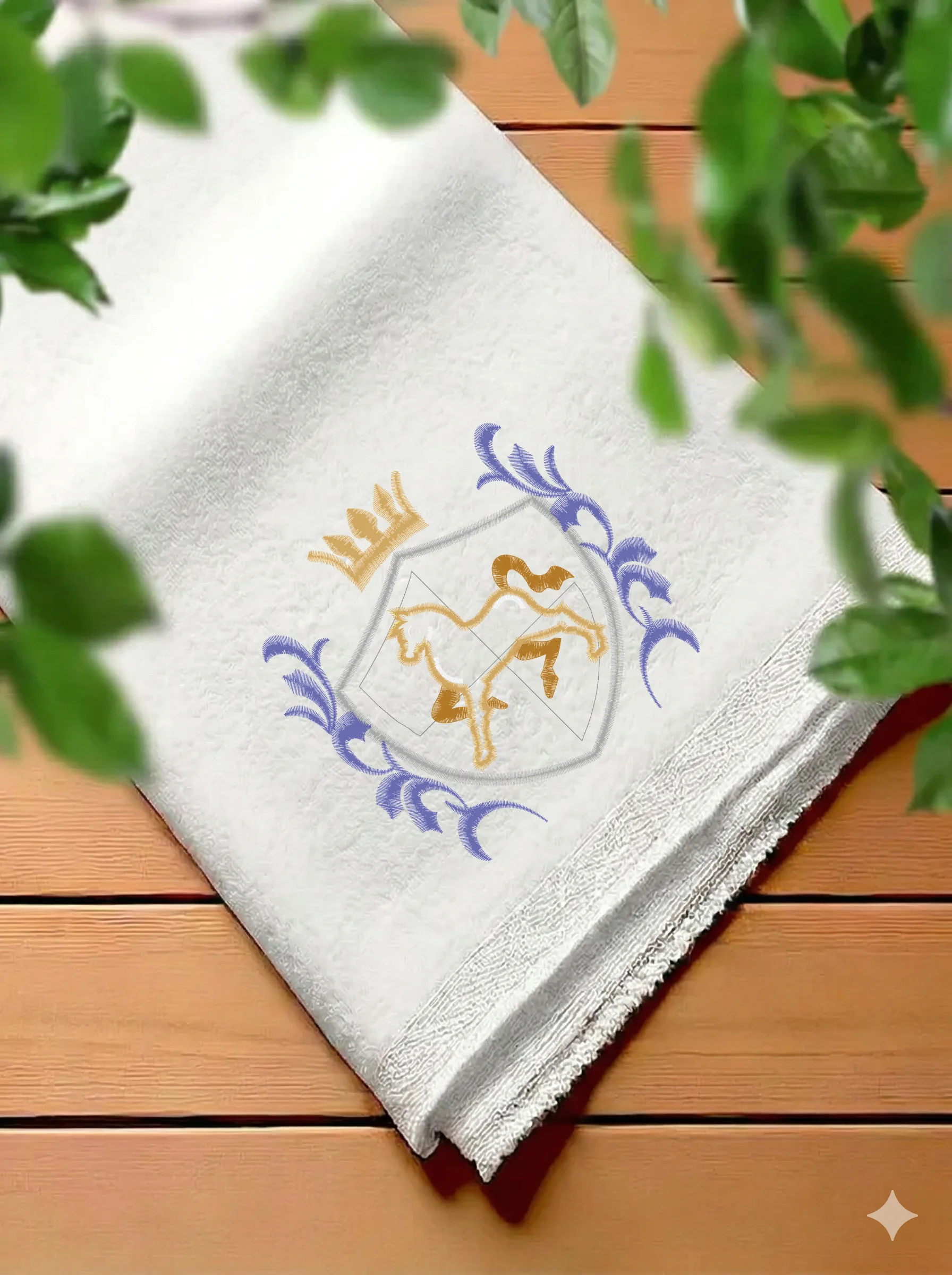 Дизайн машинной вышивки «Геральдический герб с короной» (129×135.4 мм) — вид 7