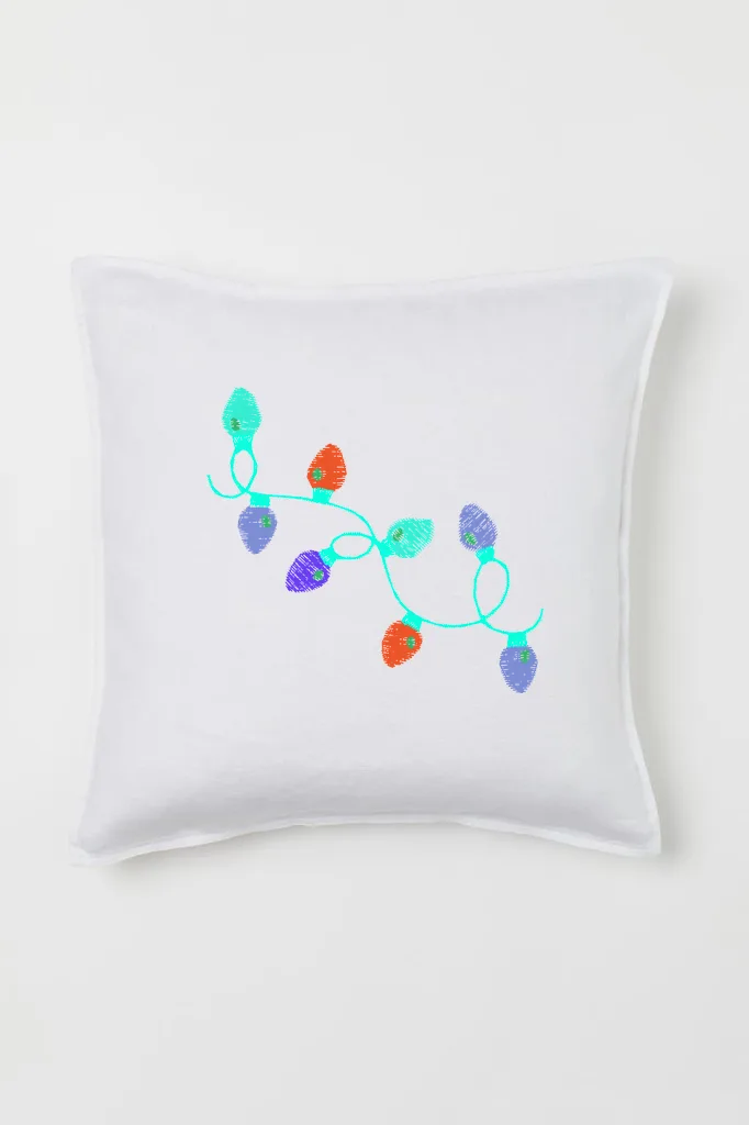 Дизайн машинной вышивки «Разноцветная новогодняя гирлянда» (67.7×61.3 мм) — вид 2