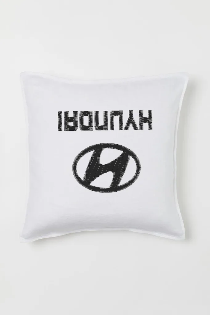 Автомобильный логотип Hyundai (миниатюра 2)