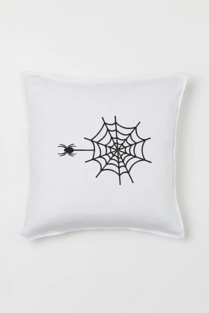 Паук на паутине (миниатюра 2)
